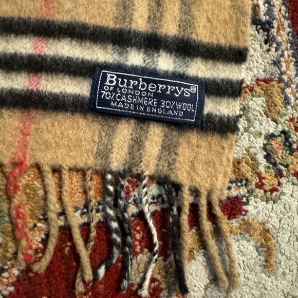 Vintage Burberry “Burberry’s” Cashmere & Wool Scarf 48 Inches Tan Nova Check - Picture 3 of 5